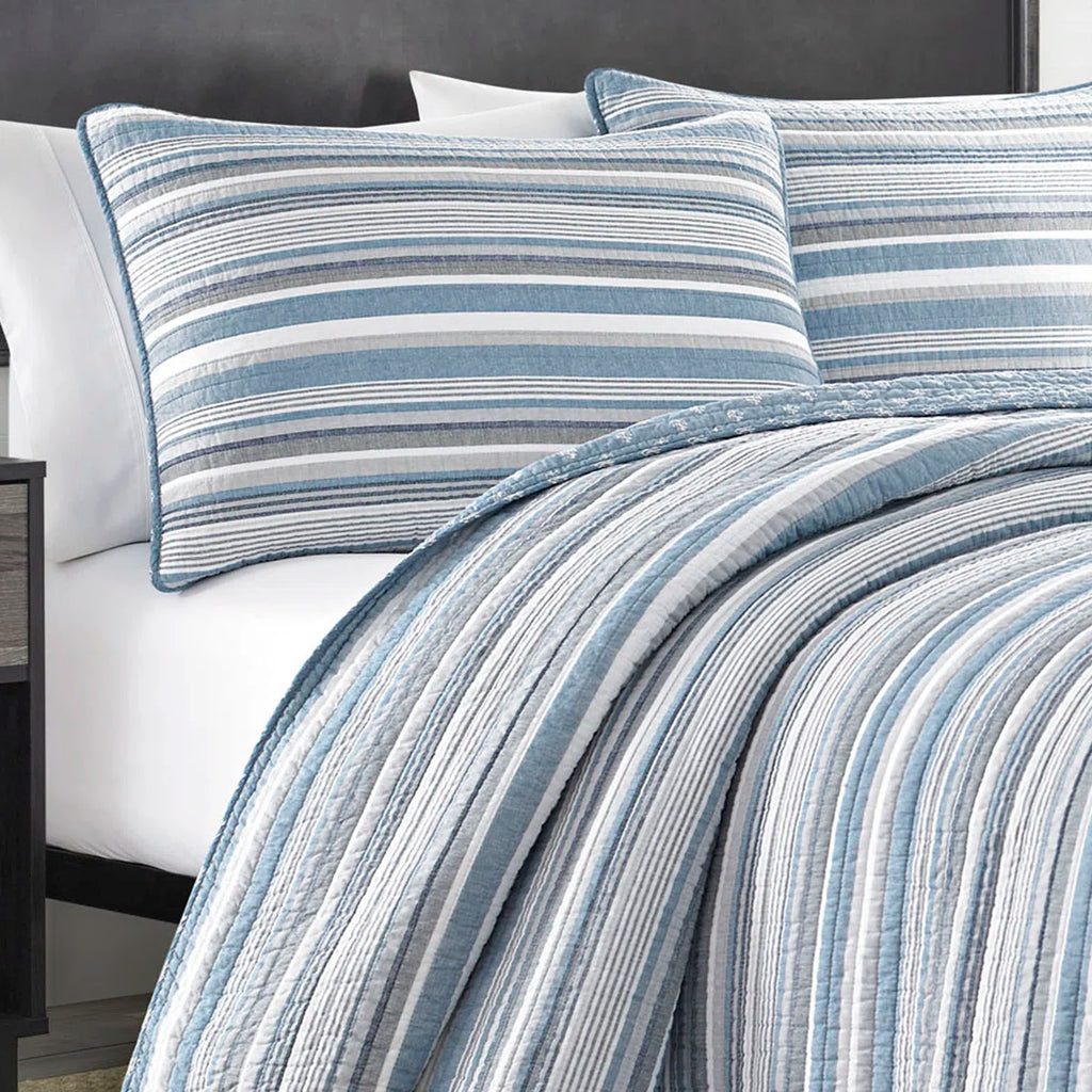 Novelty Nautica Jettison Cotton Reversible Blue Quilt Set